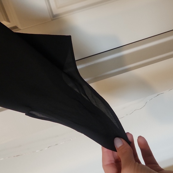 💥2/$20💥 I.N.Studio Black Front Button Blouse - Picture 3 of 10